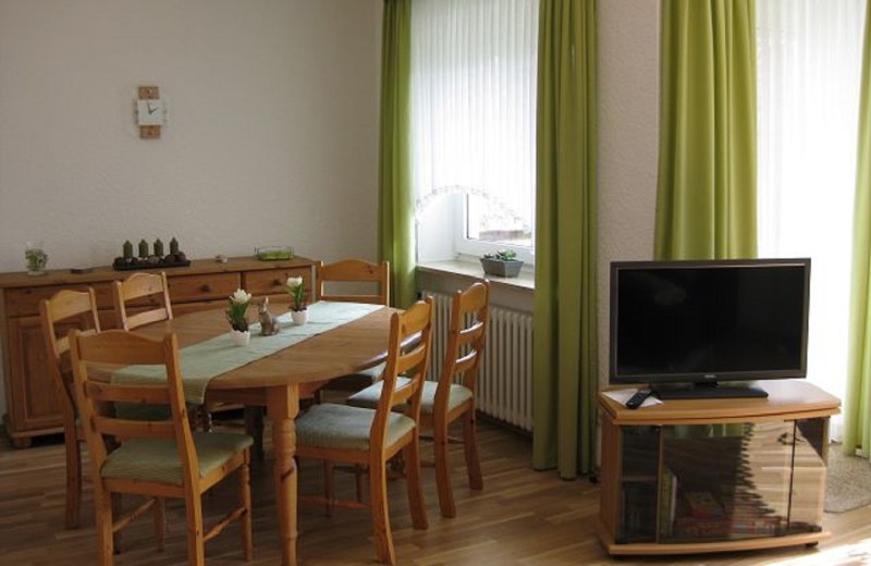 Ernst-Gock Weg 07